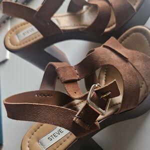 Steve Madden "Lucille"  Suede Sandals 7 (fits like a 6.5)
